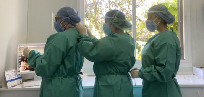 Medidas de seguridad sanitaria adoptadas durante el estado de alarma en los centros de Clínica Dental Triana.